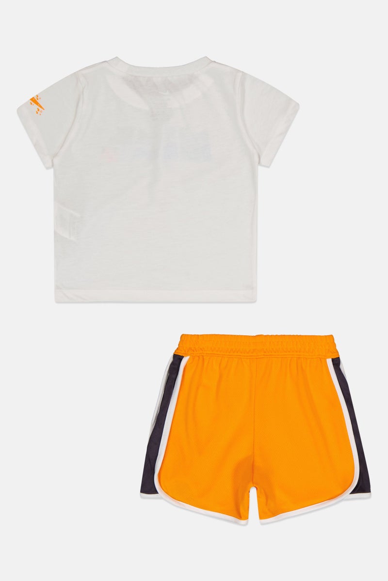 Nike طقم تي شيرت وشورت قصير الأكمام للأطفال الأولاد 2 قطعة، متعدد الألوان - Image 2